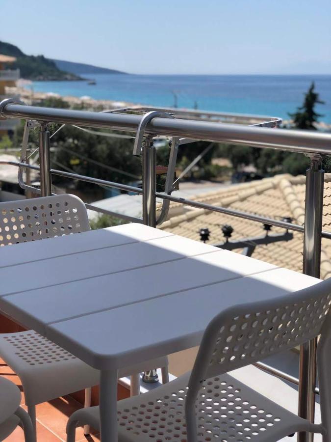 Himara Royal Hotel Exterior photo